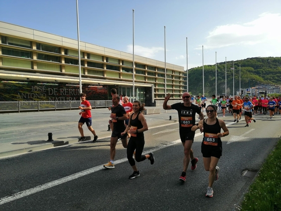 Carrera de empresas;Fundación Izan