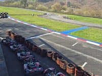 Velocidad, risas y equipo: una jornada diferente en Olaberria